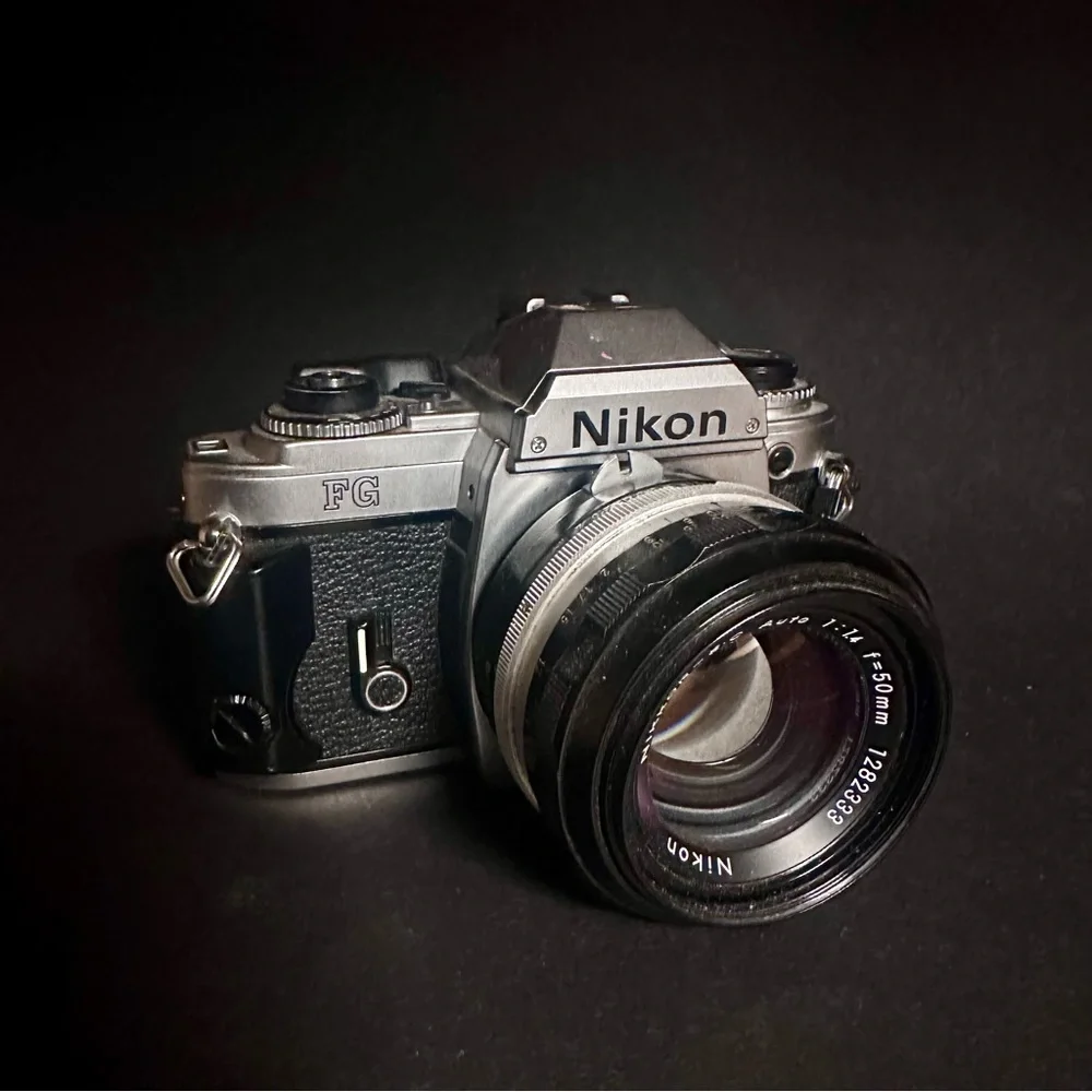 Nikon FG 35 mm SLR film camera Nikkor SC Auto 1: 1.4 f=50mm lens #1282333